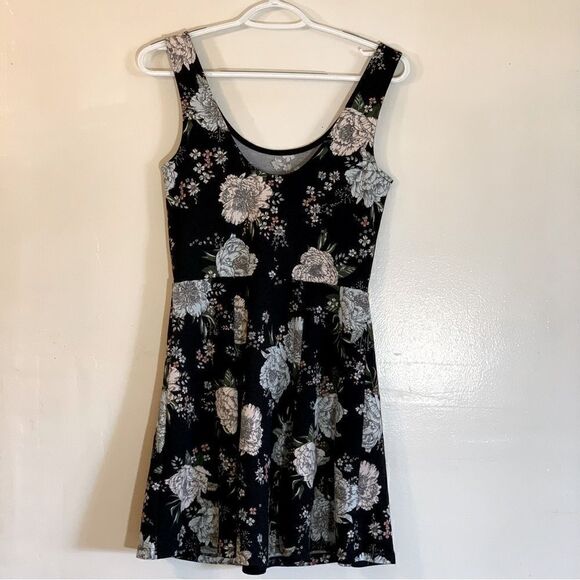 H&M Divided Floral Mini Dress Stretch Black Baby Blue Pink Sz 8 Gorgeous - Picture 6 of 6